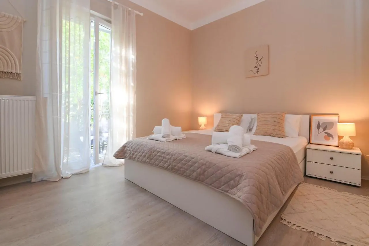 Apartment Lera With Private Parking, 150M From Sea Opatija