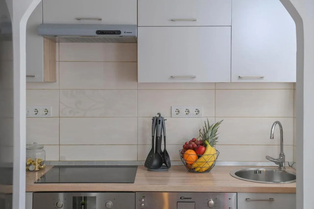 Apartment Lera With Private Parking, 150M From Sea Opatija